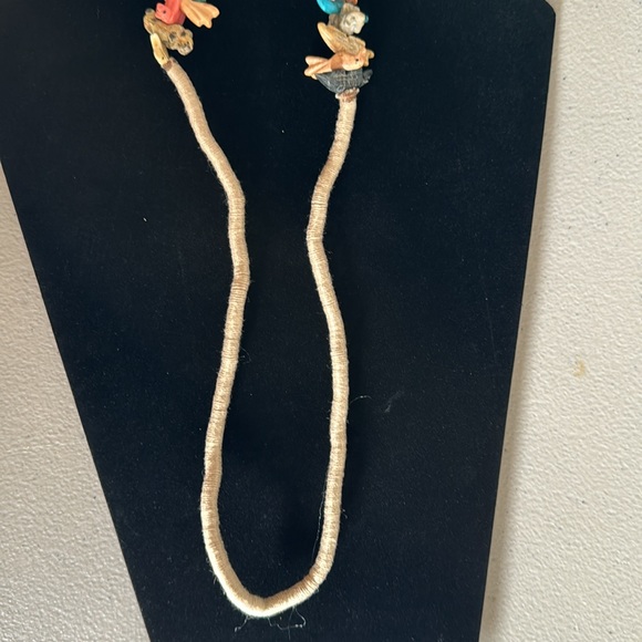 Native American Zuni Fetish Necklace - Picture 12 of 16